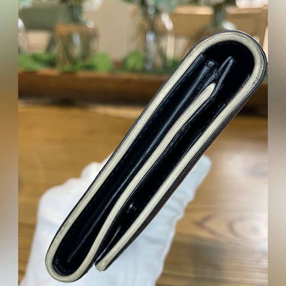 (Mt191) Authentic Prada Wallet - image 5